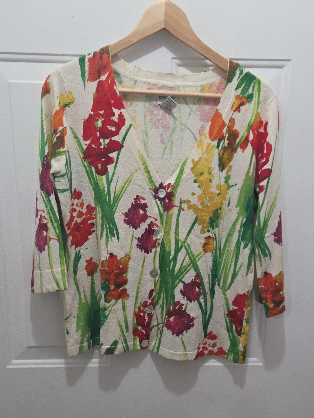 Chico's Cream Floral V-Neck Button Cardigan with Multicolor Blooms Sz 1